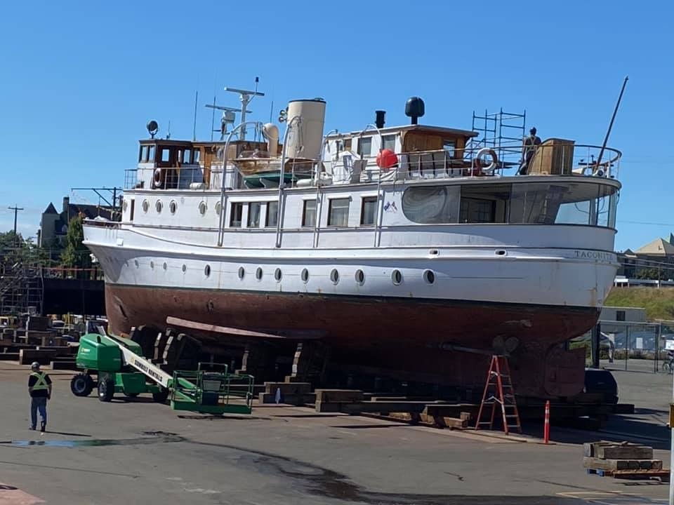 taconite yacht for sale